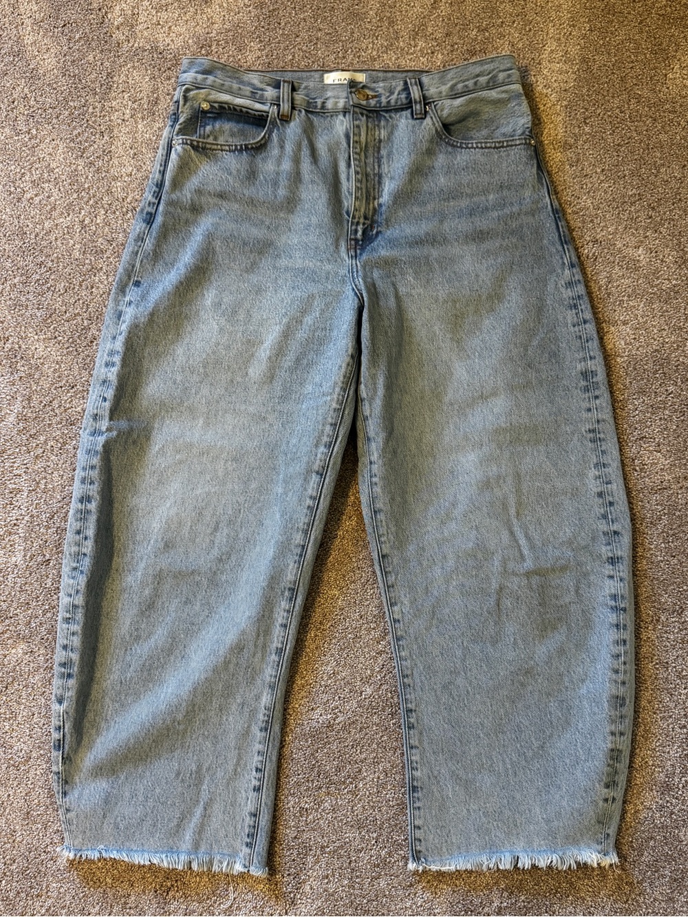 Frame Denim The Bubble Crop - Outlaw Raw Fray Jeans